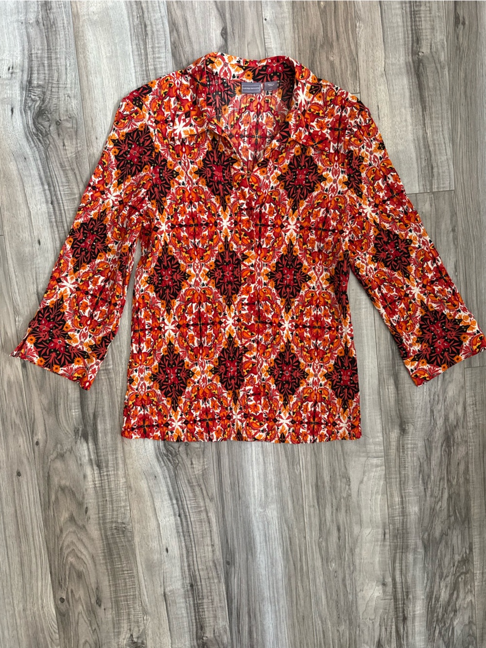 Laura Scott Red Orange Floral Medallion Long Sleeve Top